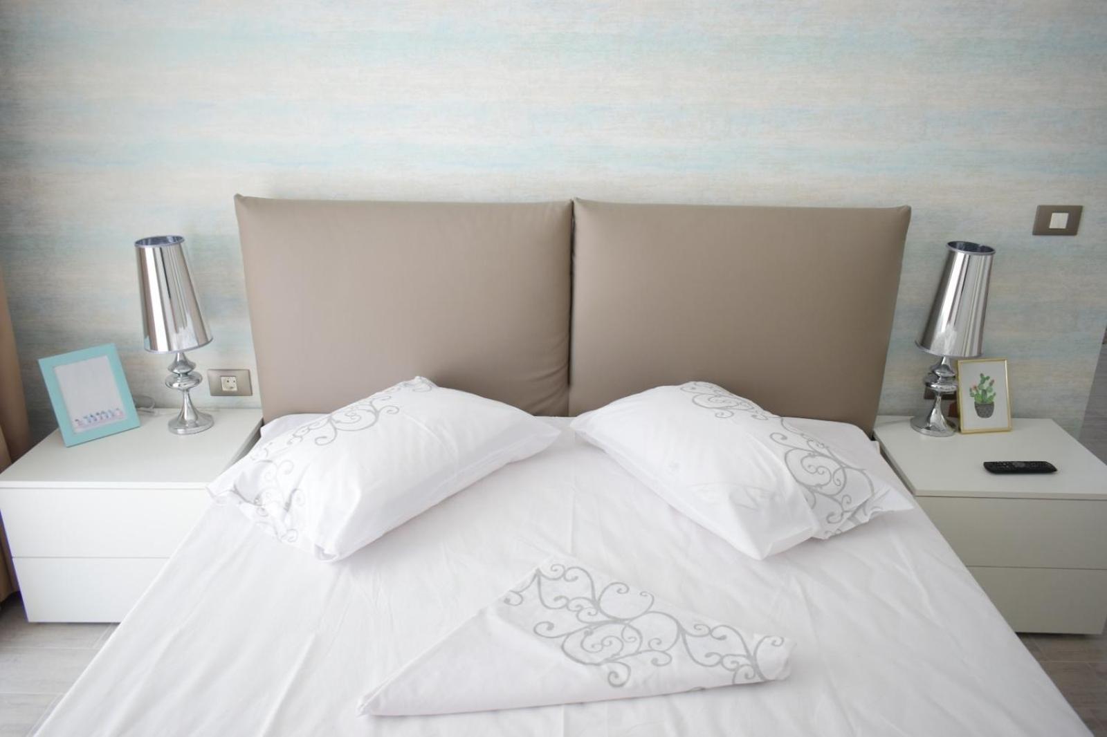Alz Beach Apartments In Alezzi Beach Resort Năvodari Eksteriør billede